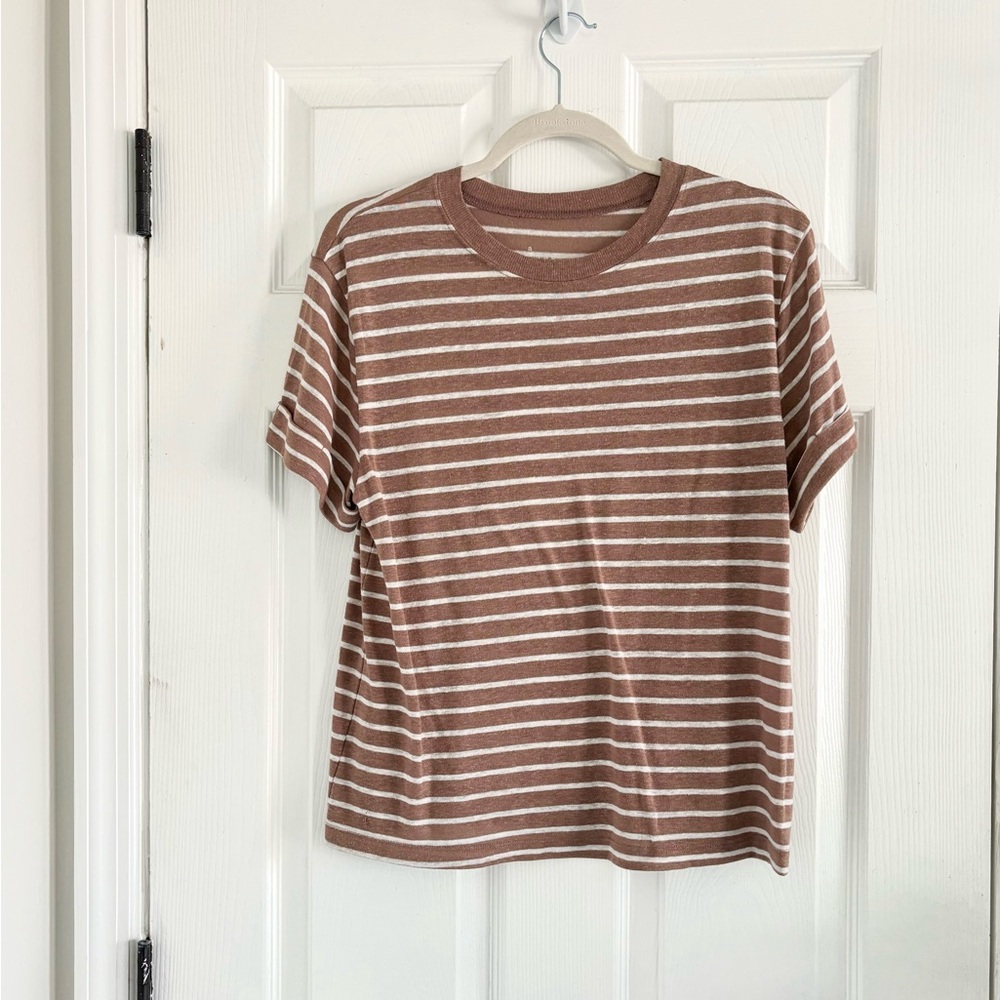 NWOT A New Day Linen Blend Tee